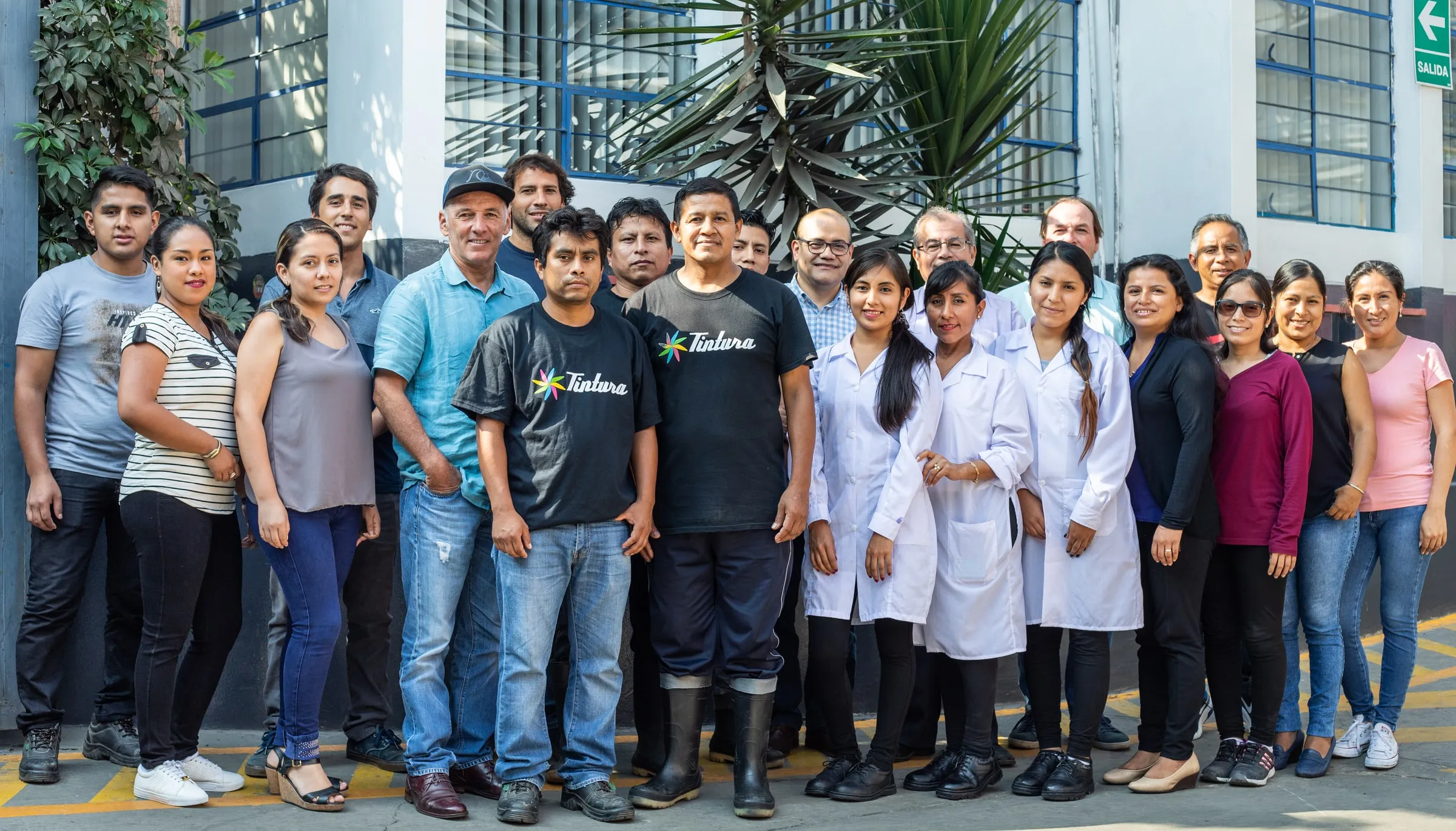 Equipo de Sourcing Brothers y aliados textiles en Lima