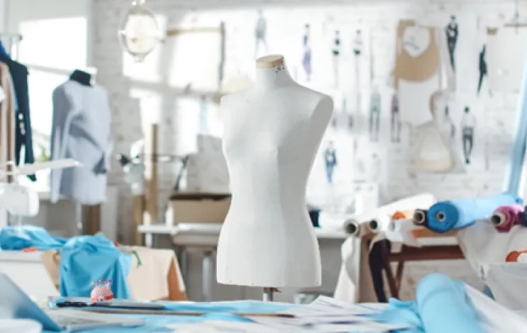 Proceso de desarrollo de prendas de moda